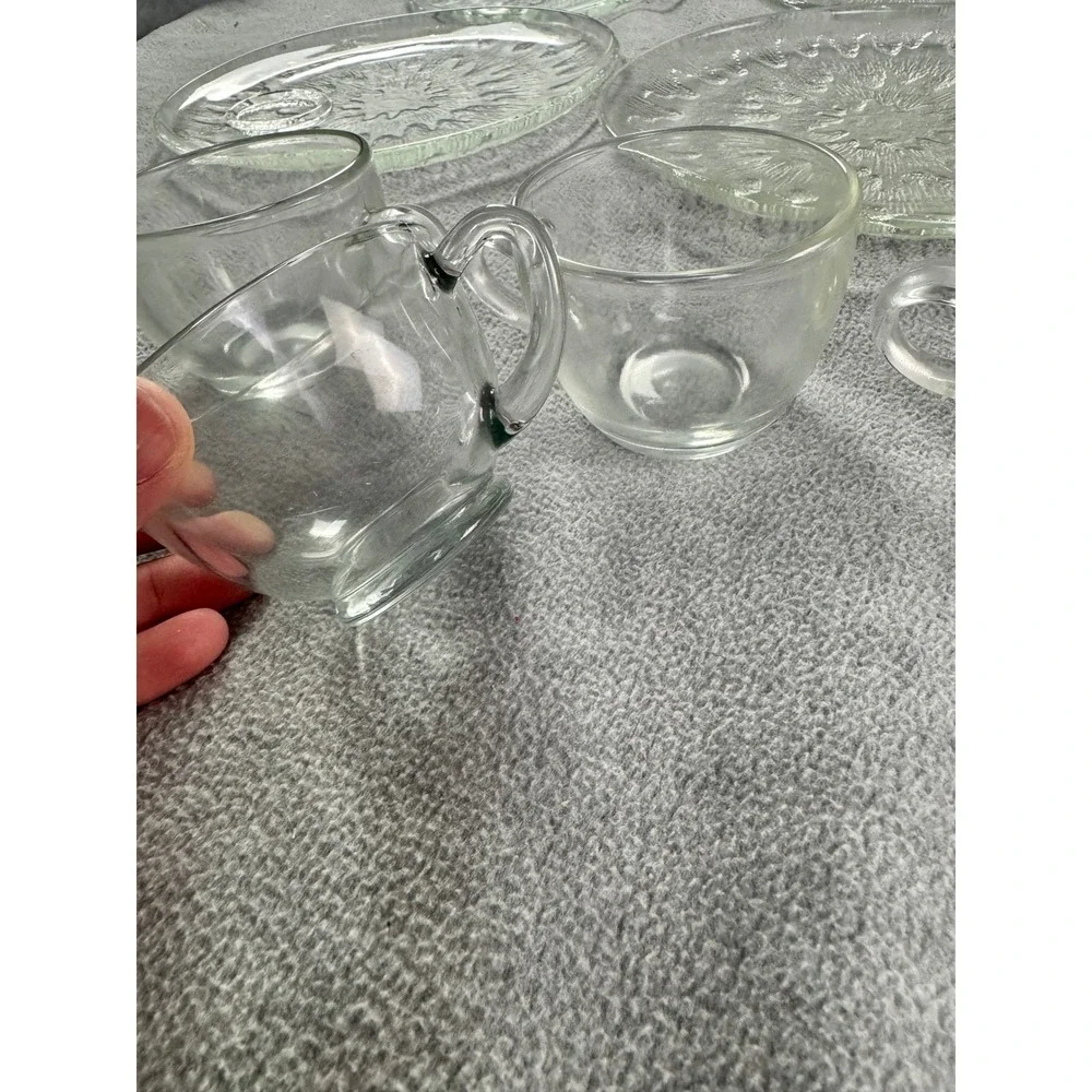 Vintage Sunburst Snack Set Sparkling Crystal Glass 4 Plates 4‎ Cups Original Box